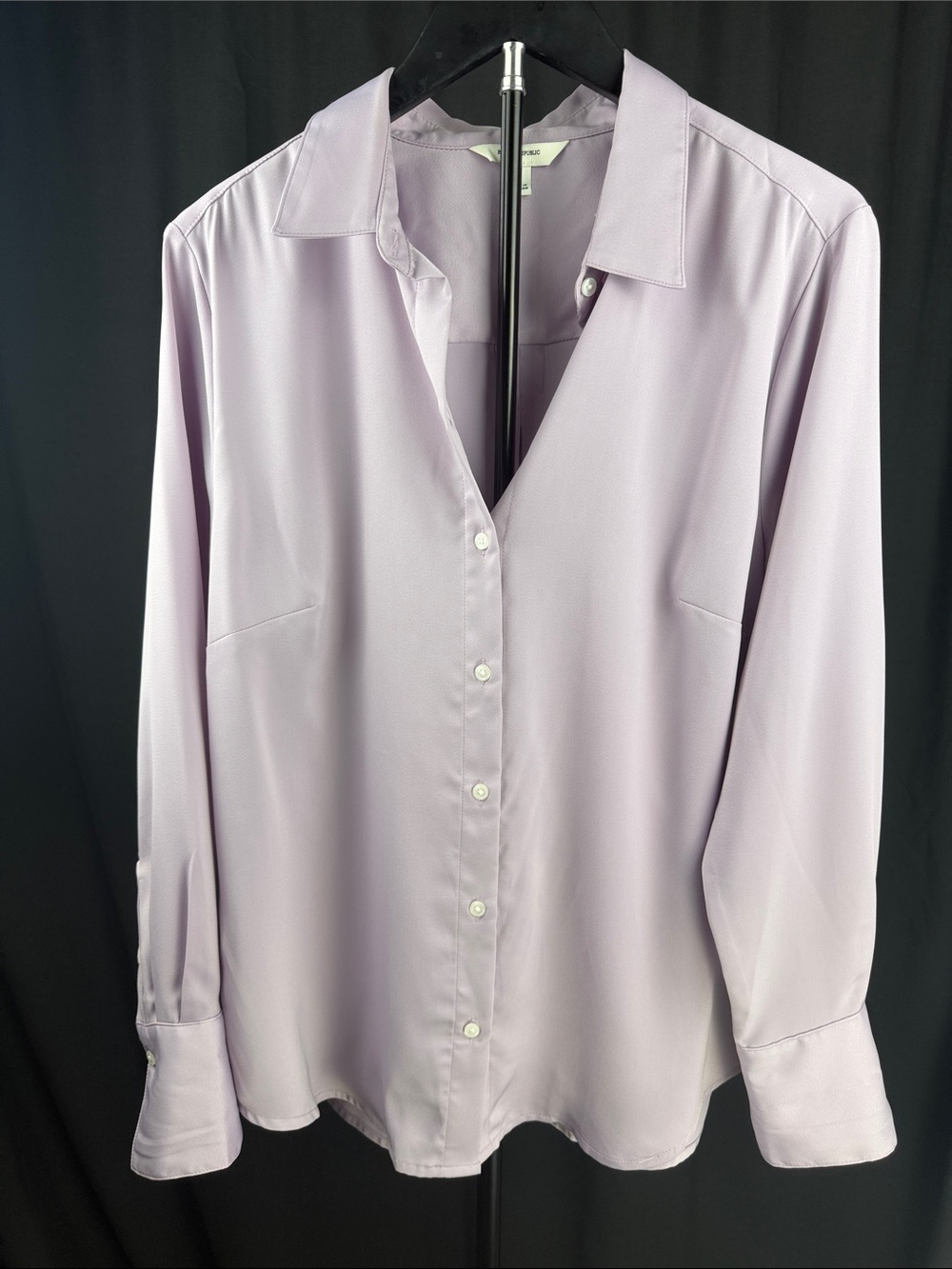 Banana Republic Lavender Button Front Blouse Long Sleeve Size L